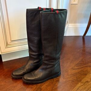 Gucci Black Winter Boots with Red Details